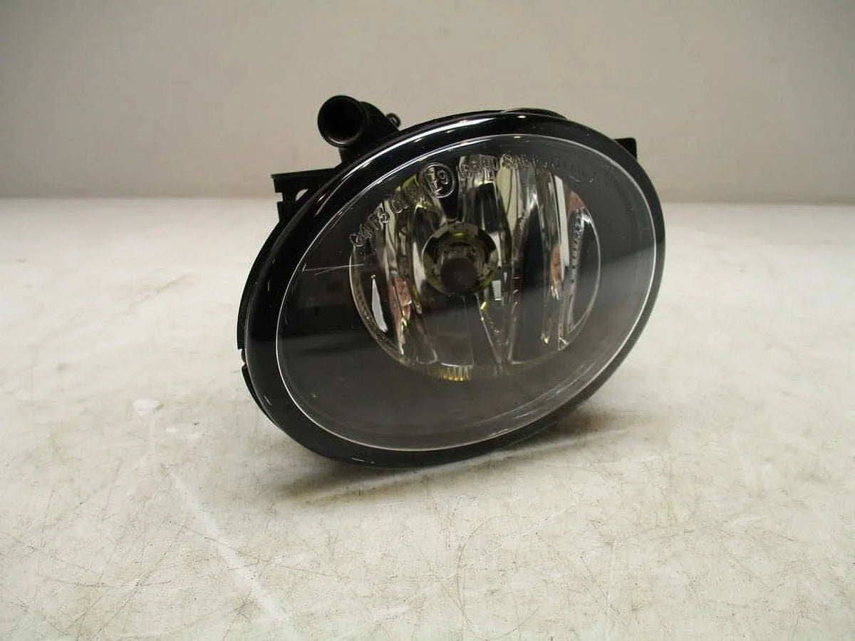Mounted Pre-Owned 2023 Bumper LH (Good) OEM Light Sprinter Driver Mercedes Fog