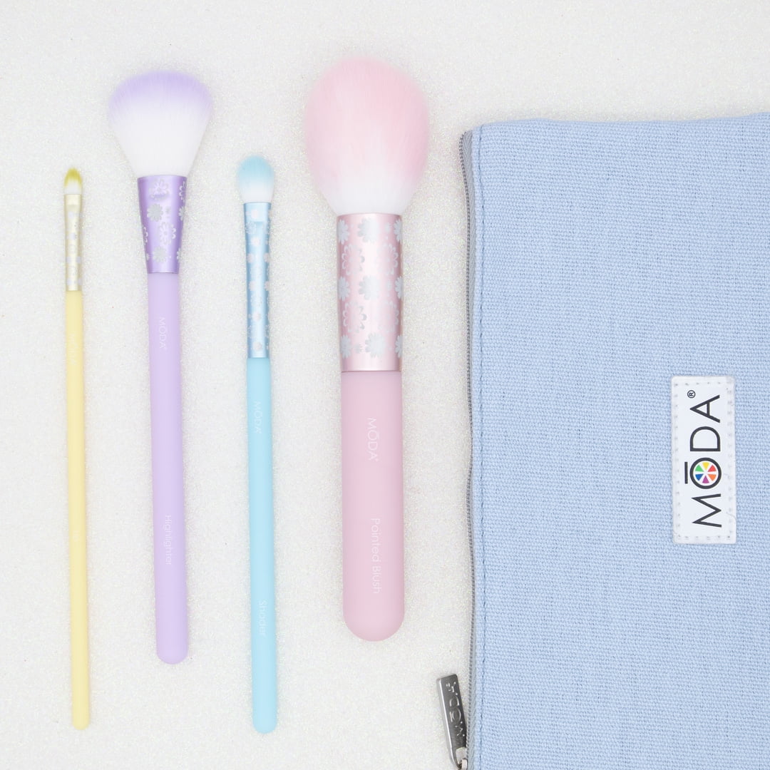 Blush, Makeup and Highlighter, Pointed Pastel Moda Brush Makeup Includes Complete Brushes Posh Shader Set, Face 5pc Brush
