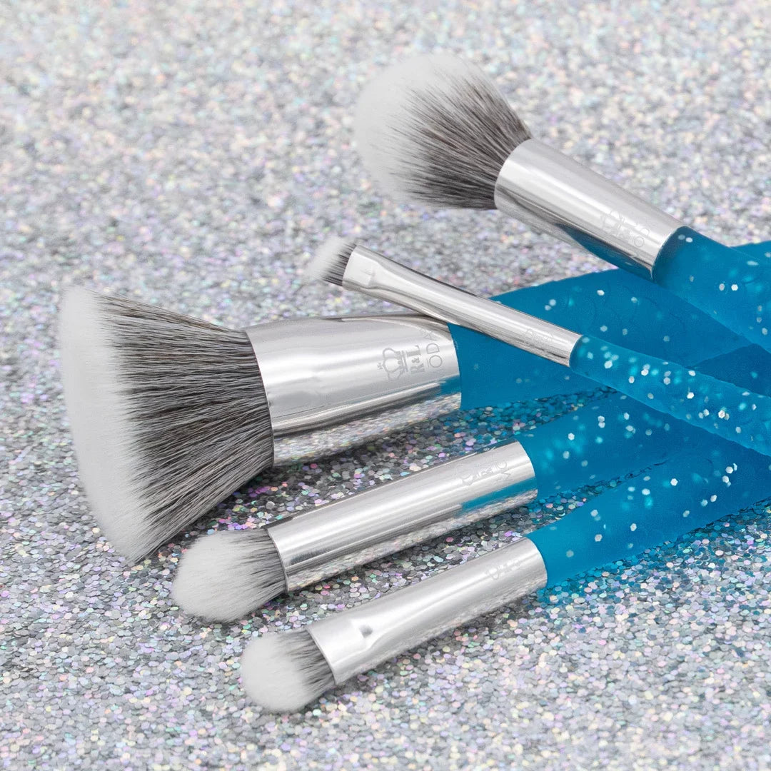 Brush Brushes Blue Makeup 6pc Fire Makeup Accentuate, Crease Small Brush Includes Moda Shader, Set, and Mythical
