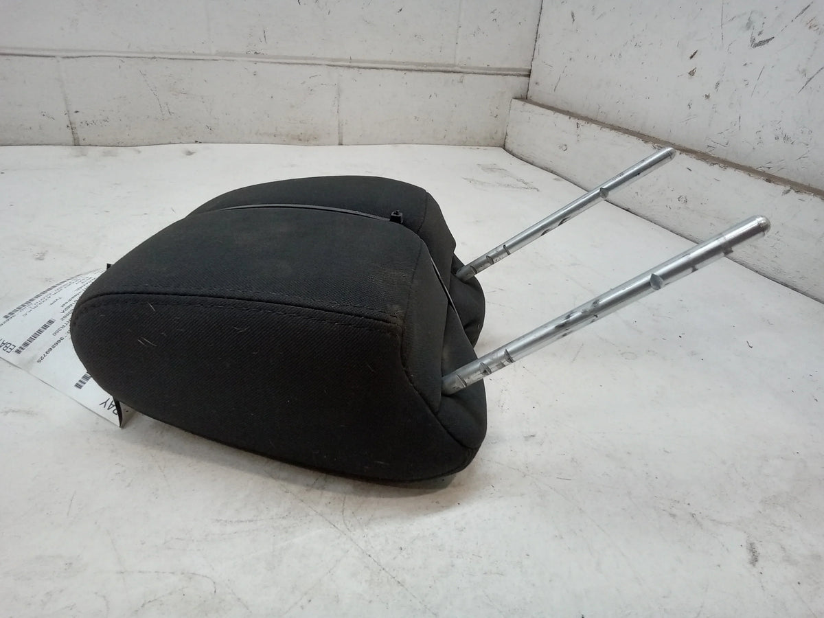 Wrangler Headrest Left (Good) Right OEM Cloth Pre-Owned Jeep Or 12