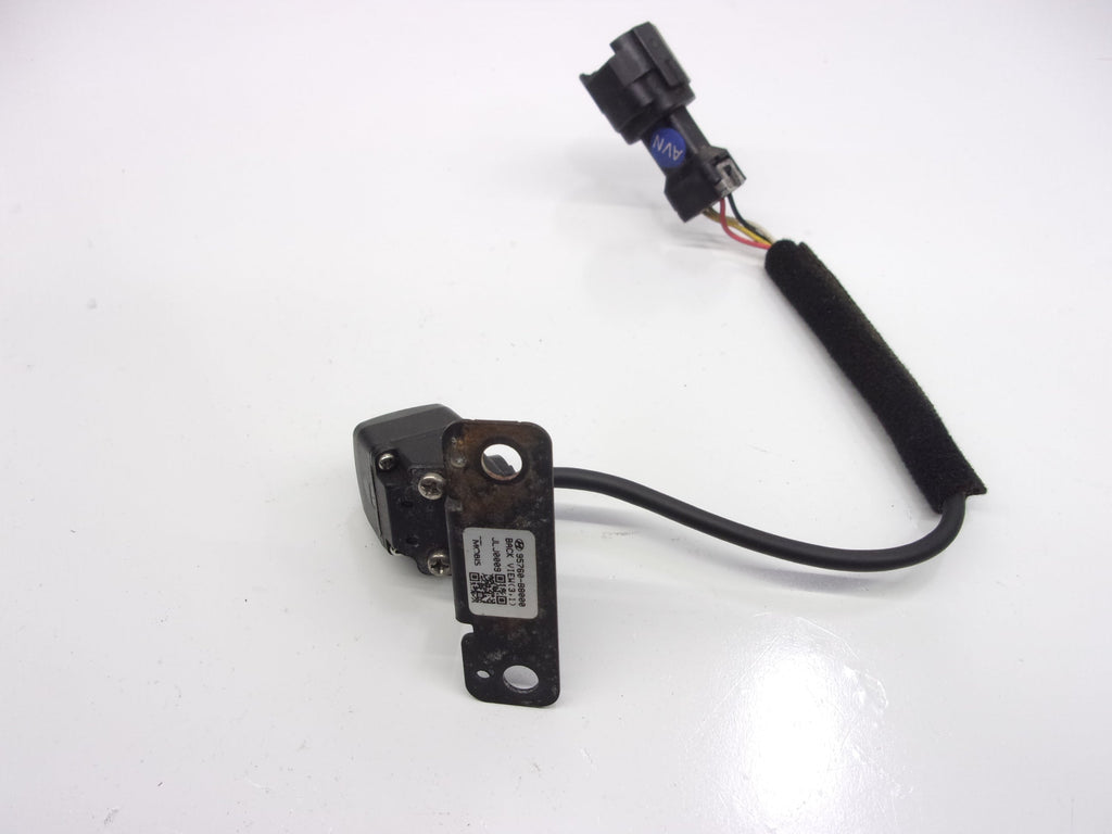 Pre-Owned Camera 2013-2016 Camera Backup (Good) Hyundai Santa Rear OEM 95760-B8000 Fe