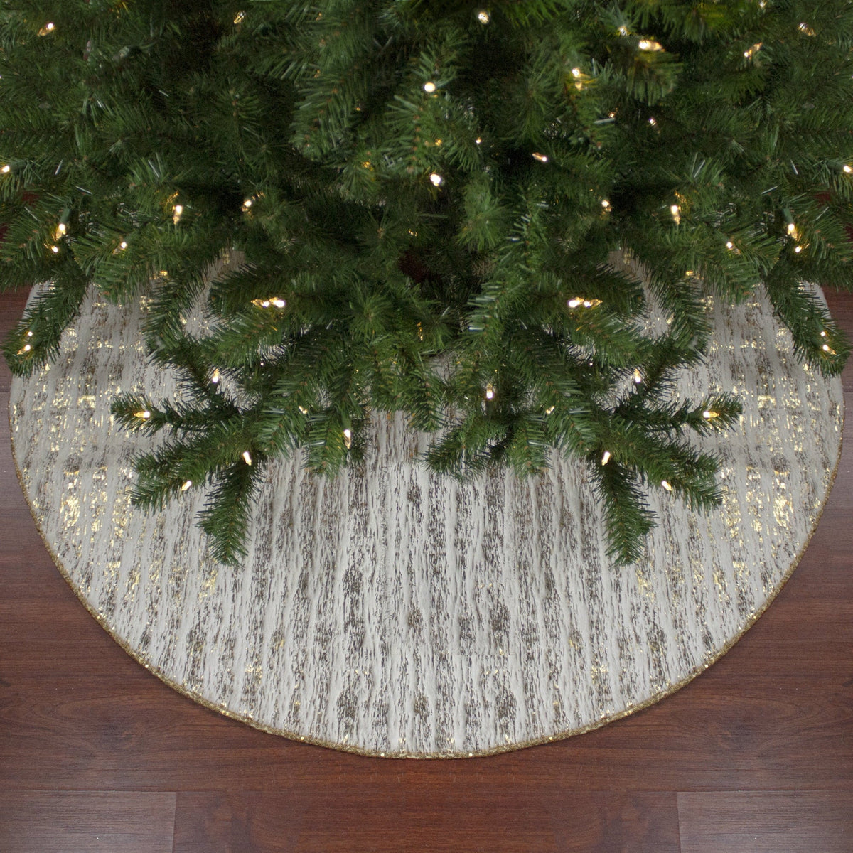 Tree Grain Christmas and Fur Pattern and 48" Northlight Gold Faux Cream Skirt Wood