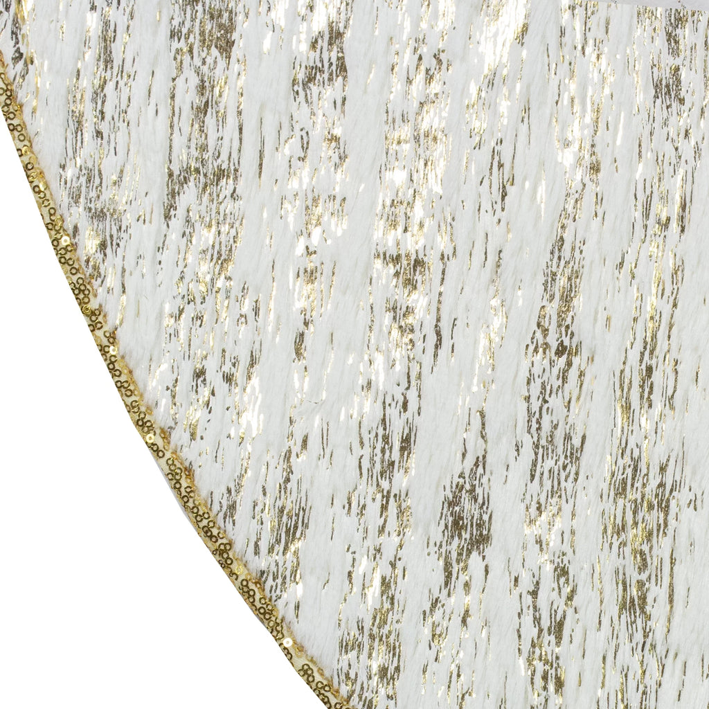 Tree Grain Christmas and Fur Pattern and 48" Northlight Gold Faux Cream Skirt Wood