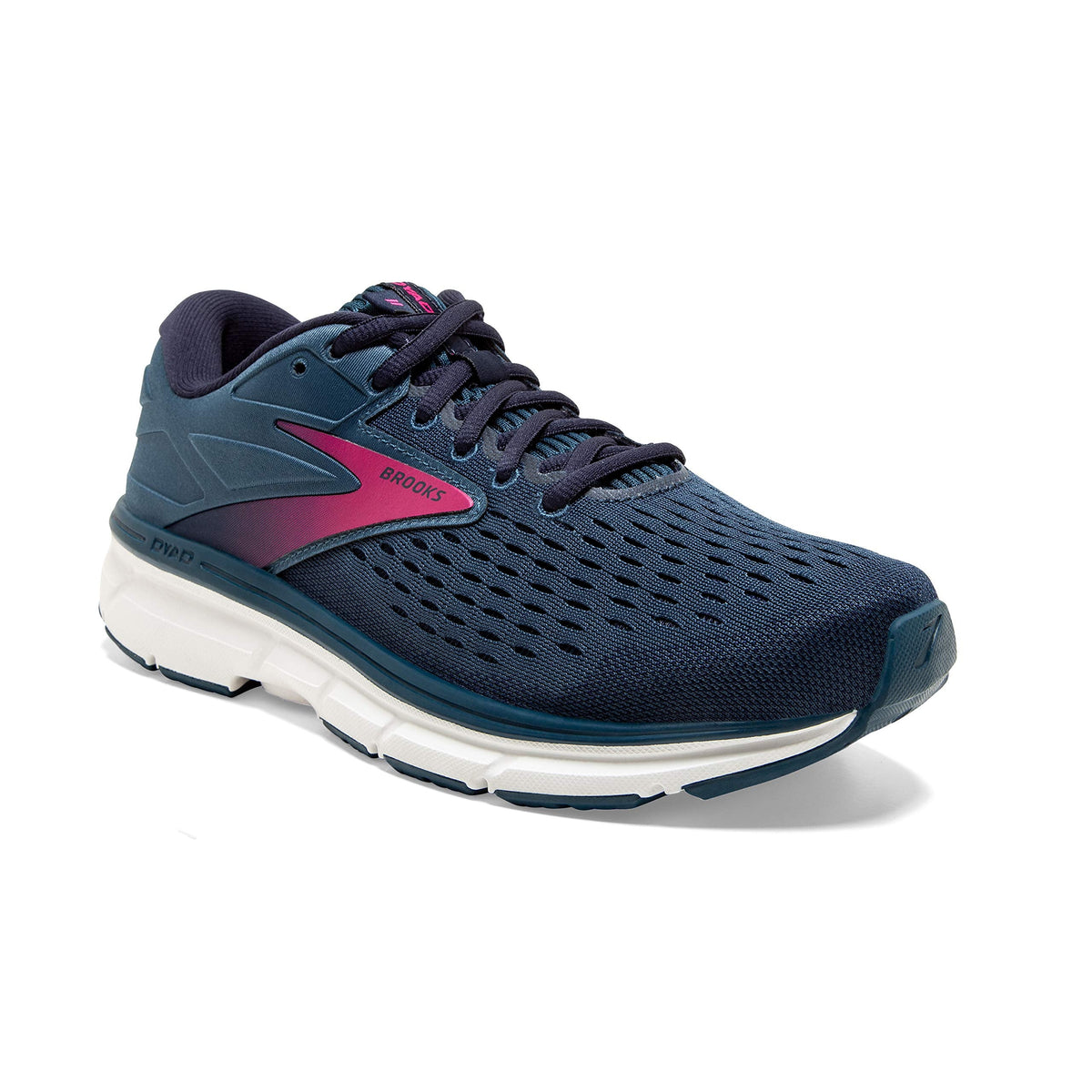 11 Brooks Dyad Running Shoe Women's