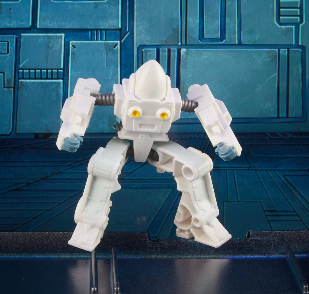 Slug Studio Series Boys Witwicky Toy (4”) and Daniel for Figure Dinobot Girls and Transformers: Kids Action