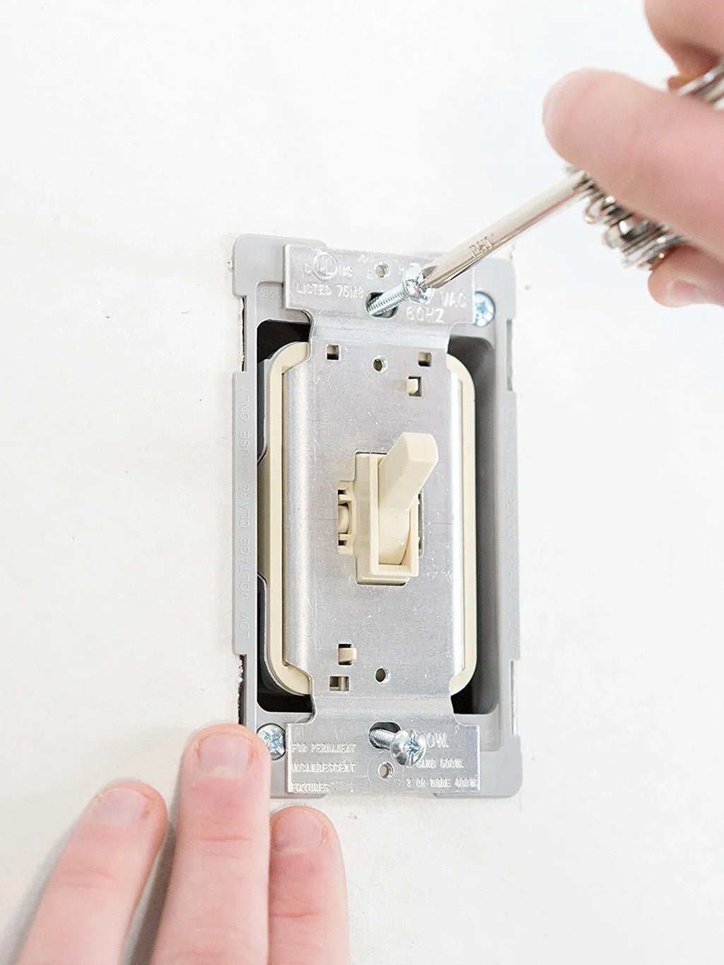 Switch & Toggle Quantity 1 - Pass Seymour Dimmer Legrand T603IV 3-Way Ivory 600-Watt