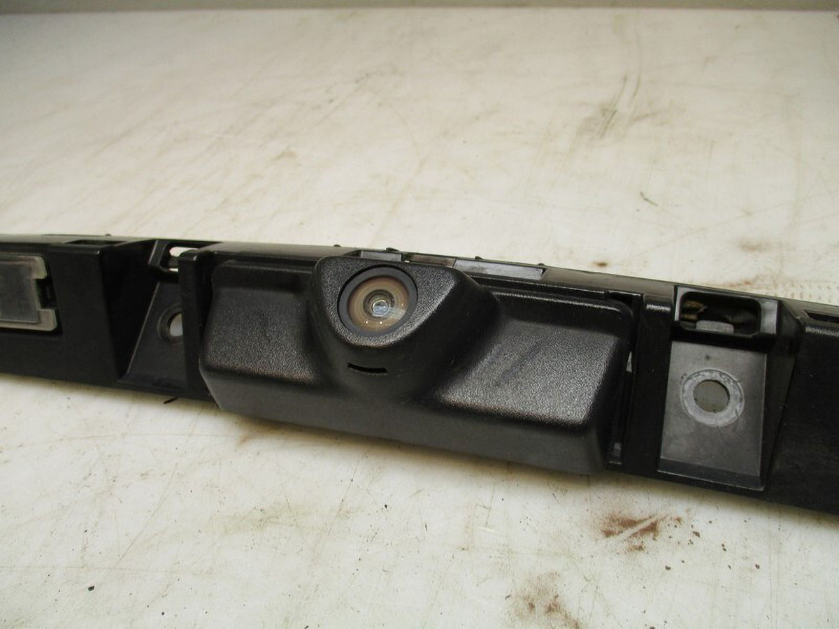 2013-2015 Ford Assembly Backup OEM Explorer Camera Rear Pre-Owned (Good)