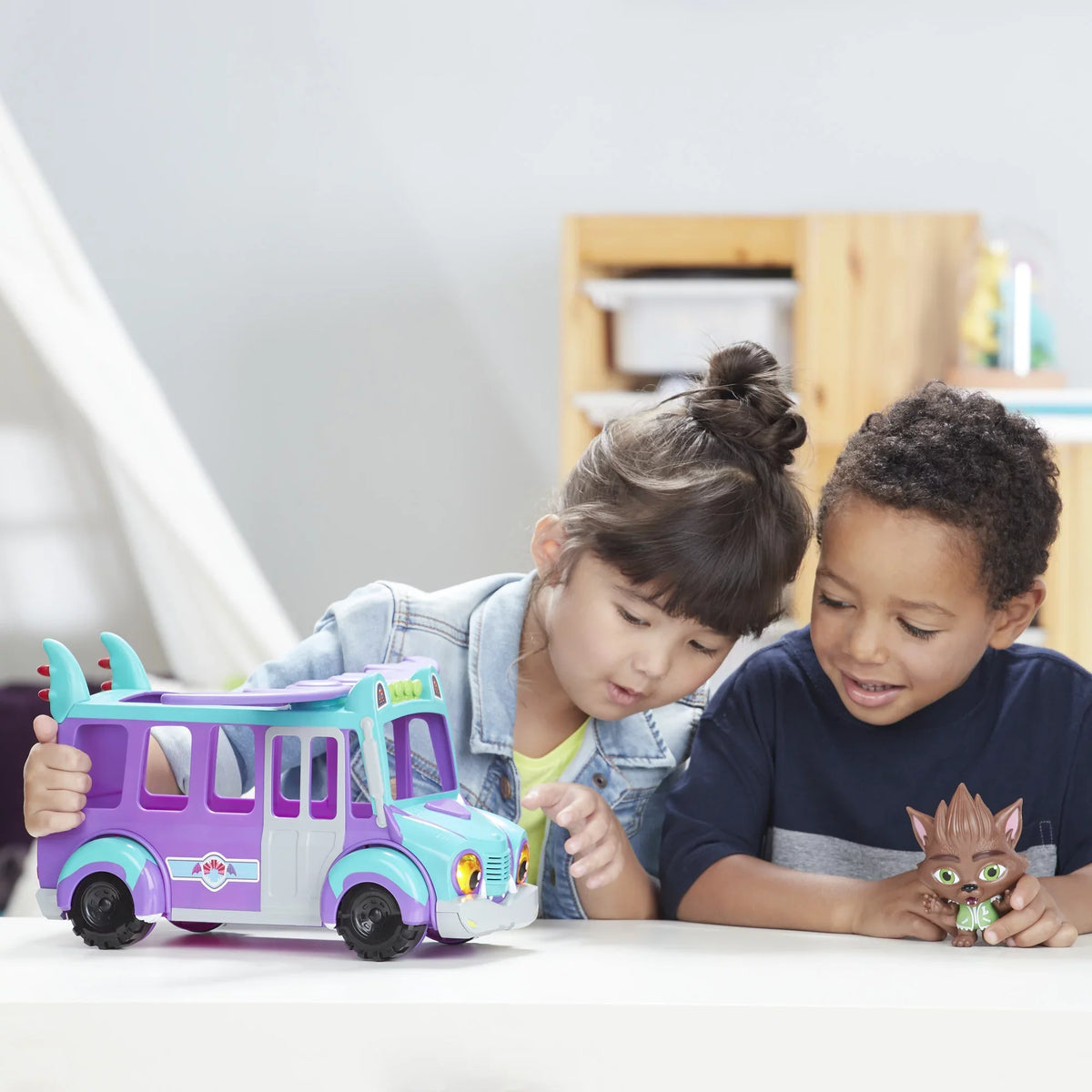 Toy and Netflix Up Monsters Lights, Sounds, Bus Super with Ages Monster and 3 GrrBus Music