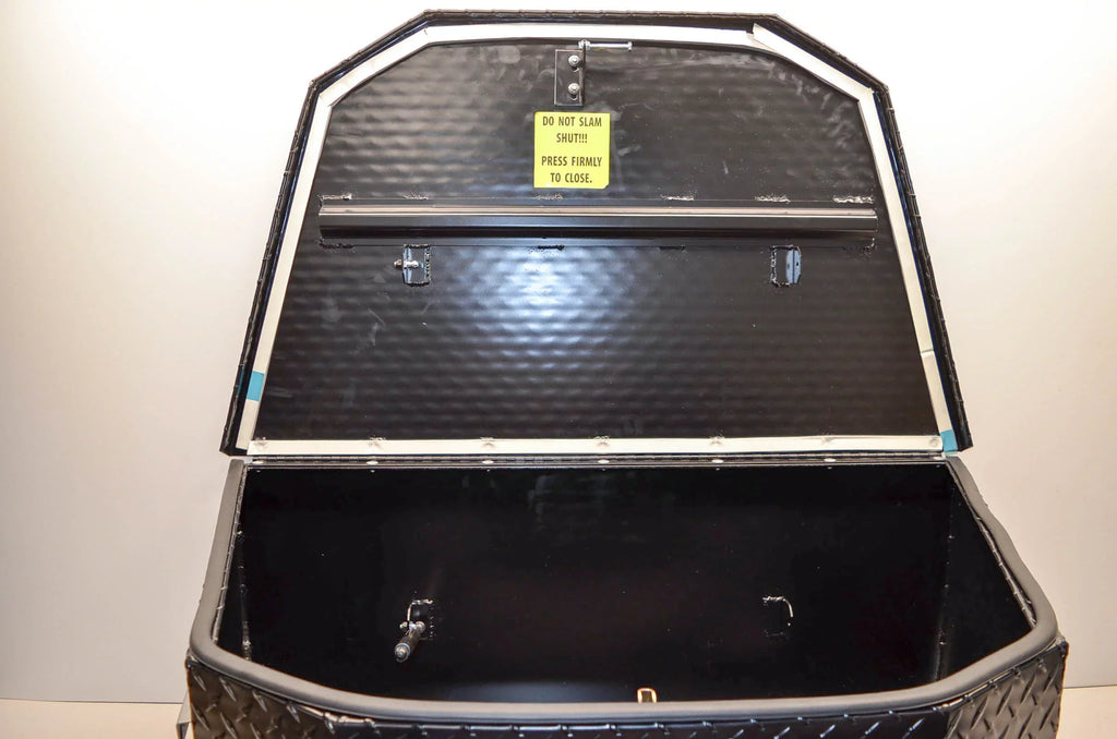 40" NOS Maverick Ryfab Box Cargo BM40B